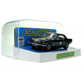 Ford Mustang Black & Gold - 1/32 - SCALEXTRIC C4405